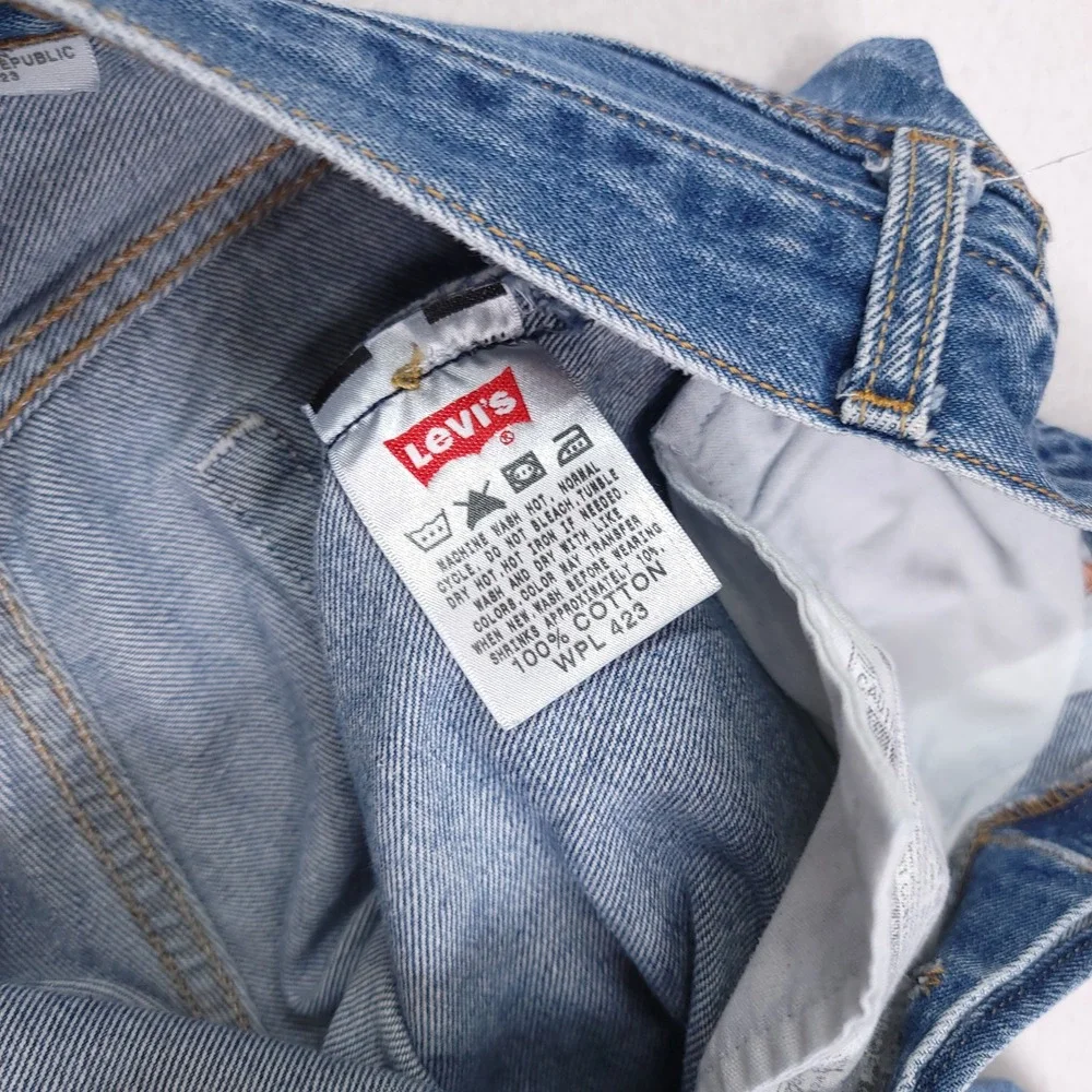 Levis 501 Mens Blue Medium Wash Straight Leg Button Fly Denim Jeans W32 L27